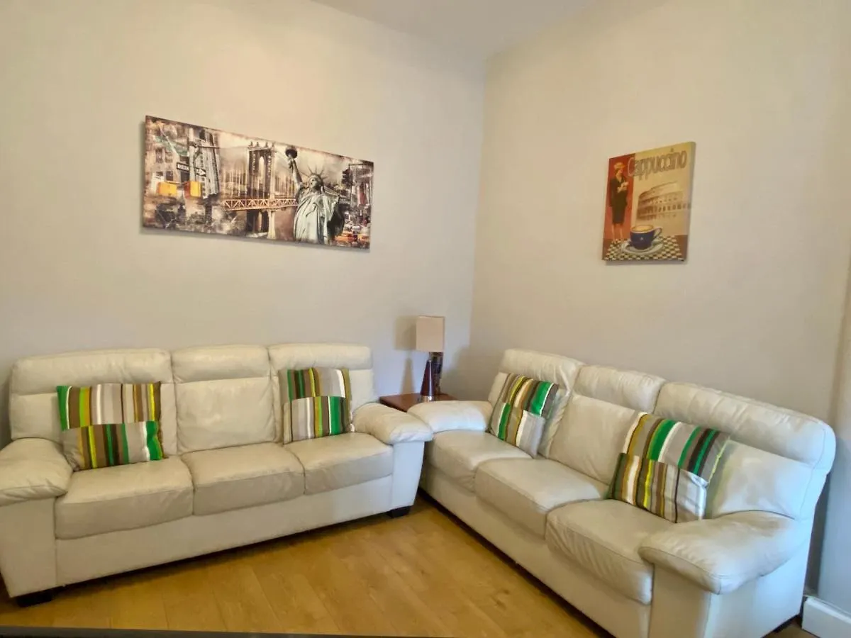 Grassmarket Apartment Edinburgh