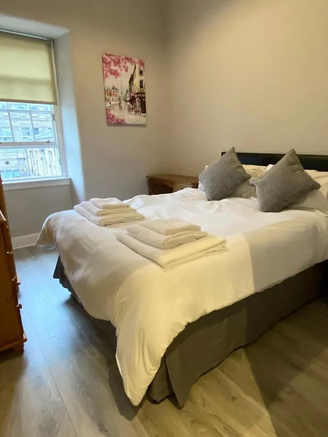 Grassmarket Apartment Edinburgh